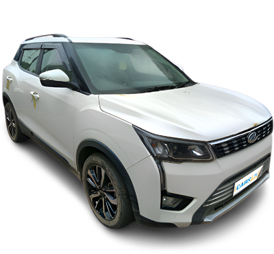 Mahindra XUV300-img